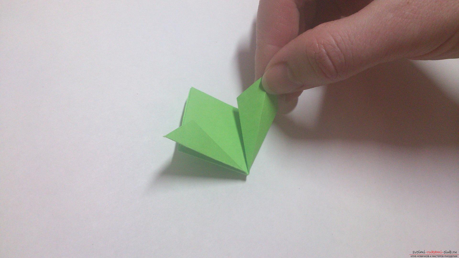 Как сделать шар из бумаги покажет наш мастер-класс с фото, в котором используется техника оригами из модулей - кусудама.. Фото №8
